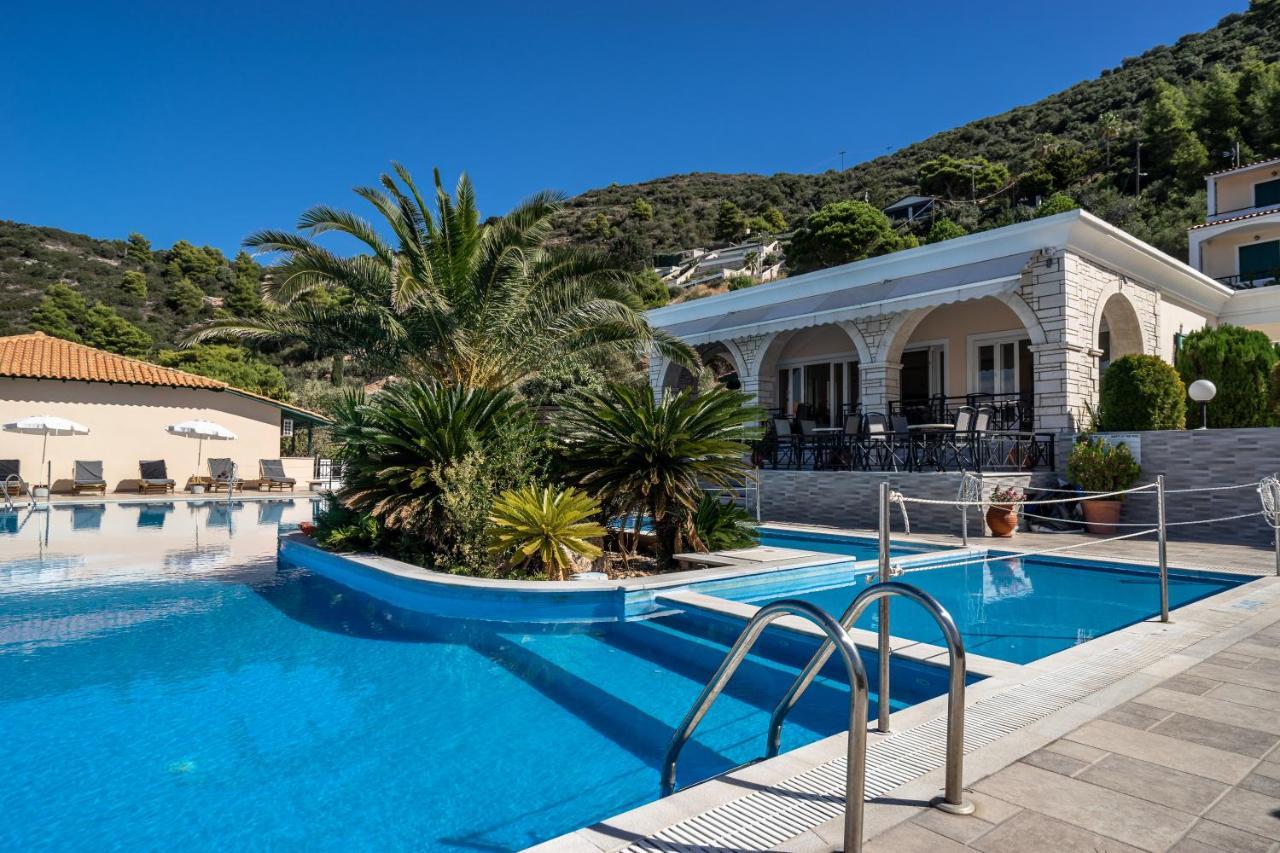 Sunset Premium Studio C Agios Nikitas Exterior photo