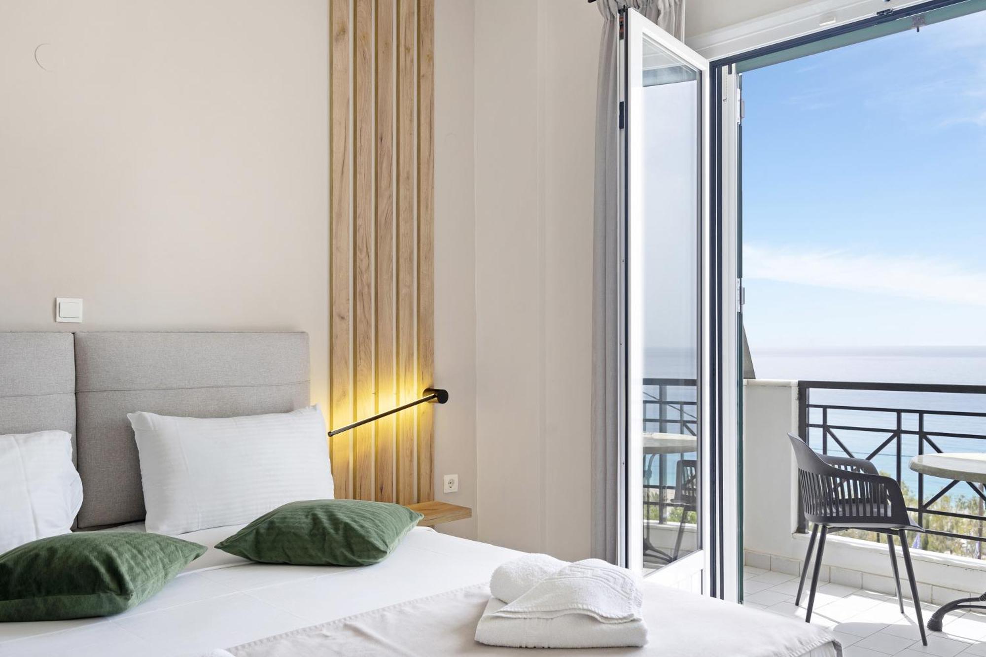 Sunset Premium Studio C Agios Nikitas Exterior photo